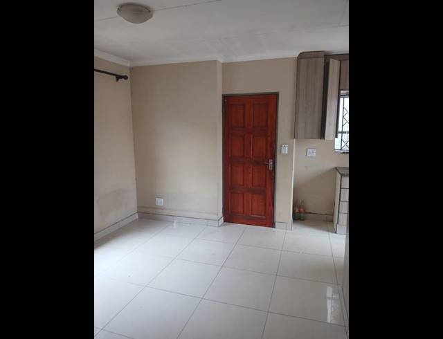 4 BEDROOM HOUSE FOR SALE IN CLAYVILLE